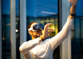 Smart Glasses Technology